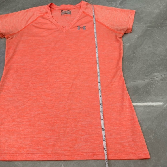 Women’s Under Armour Heat Gear Semi Fitted Short Sleeve V-Neck Shirt Small - Picture 16 of 16